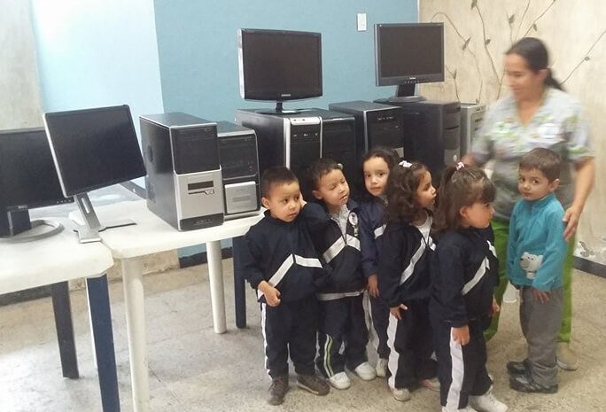 empresas donando computadores Donar computadores